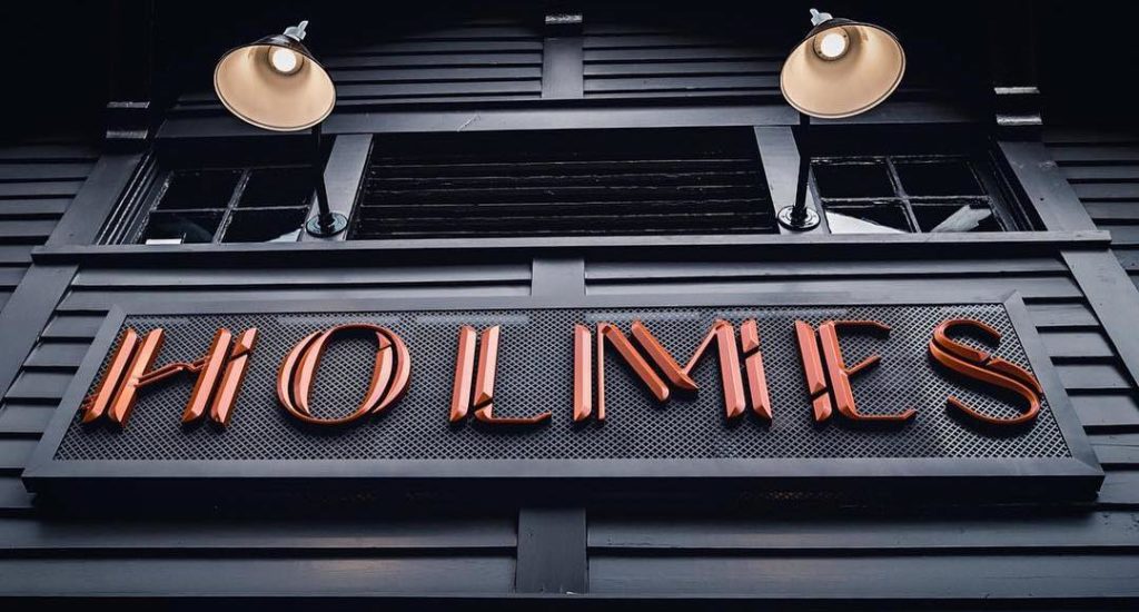 Restaurant Holmes - Alpharetta City Center